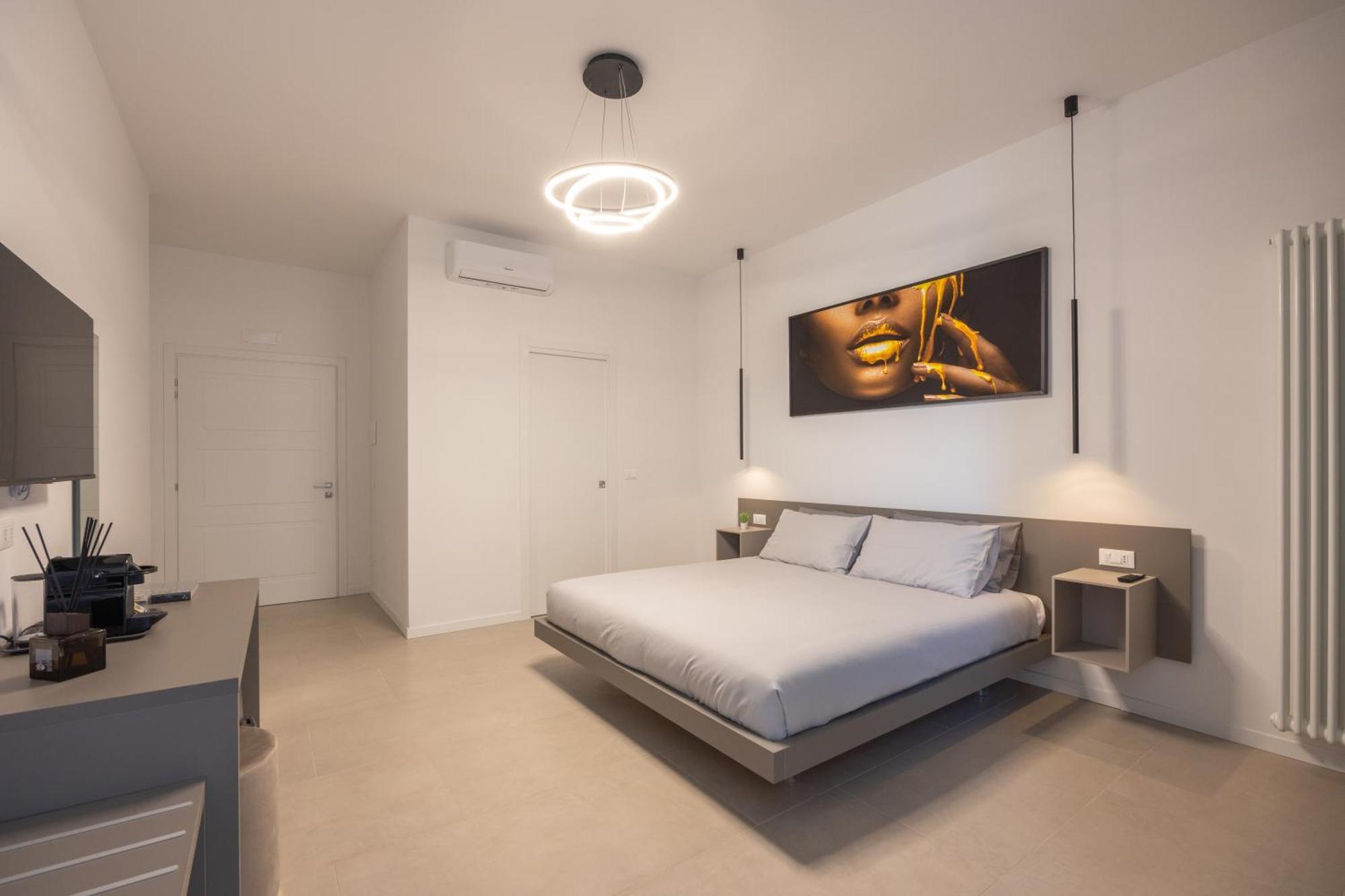Luxury Station Suite Bologna Exterior foto