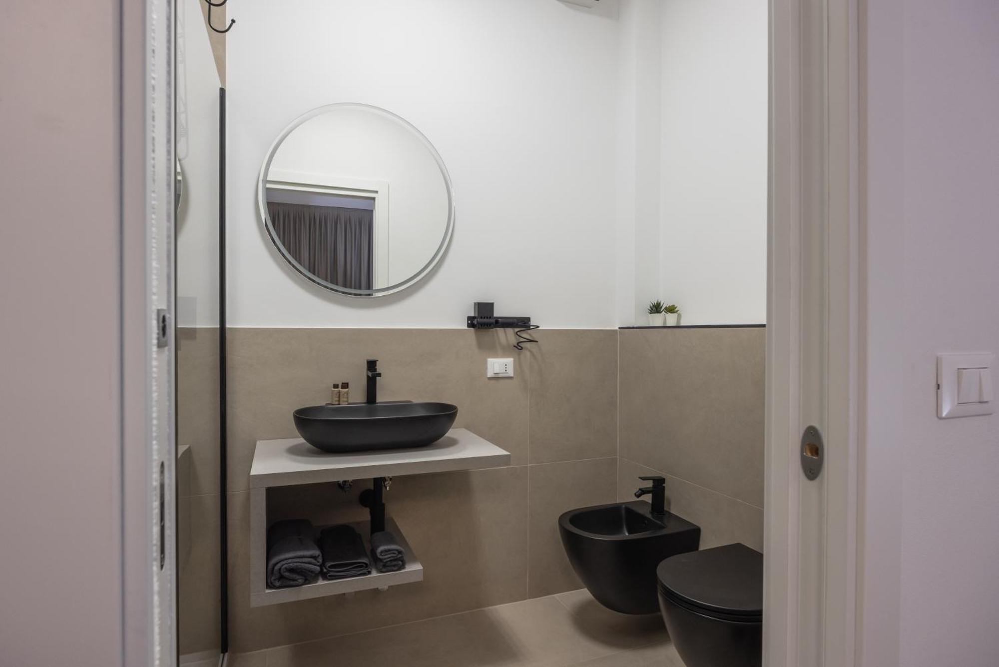 Luxury Station Suite Bologna Exterior foto